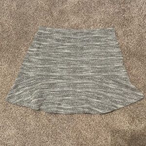 LOFT black and white mini-skirt